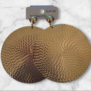 Pastels Gold Round Textured Clip-On Earrings